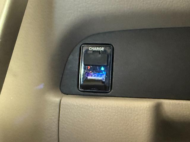 デイズ X 禁煙車 4WD フルセグナビ アラウンドビューモニター プッシュスタート スマートキー シートヒーター オートエアコン(15枚目)