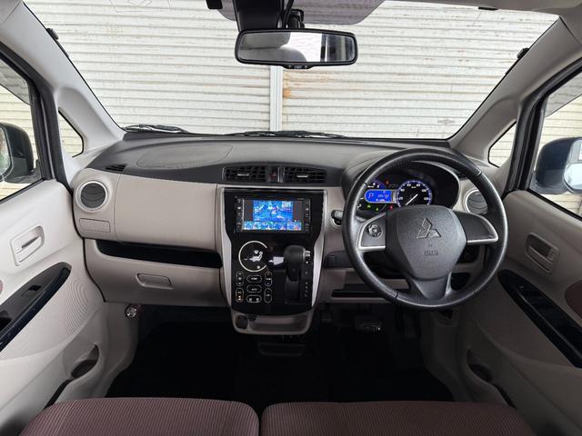 eKワゴン Gセーフティパッケージ 禁煙車 4WD フルセグナビ アラウンドビューモニター ETC プッシュスタート スマートキー シートヒーター オートエアコン(2枚目)