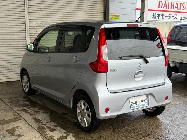 eKワゴン Gセーフティパッケージ 禁煙車 4WD フルセグナビ アラウンドビューモニター ETC プッシュスタート スマートキー シートヒーター オートエアコン(6枚目)