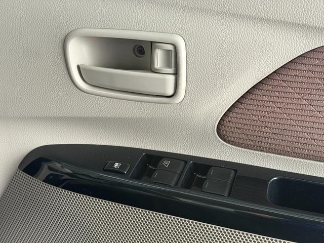 eKワゴン Gセーフティパッケージ 禁煙車 4WD フルセグナビ アラウンドビューモニター ETC プッシュスタート スマートキー シートヒーター オートエアコン(27枚目)