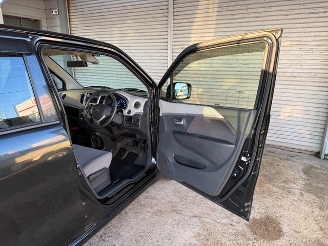 ワゴンR FZ 禁煙車 4WD CDチューナー ETC オートエアコン シートヒーター 衝突被害軽減システム プッシュスタート スマートキー(24枚目)