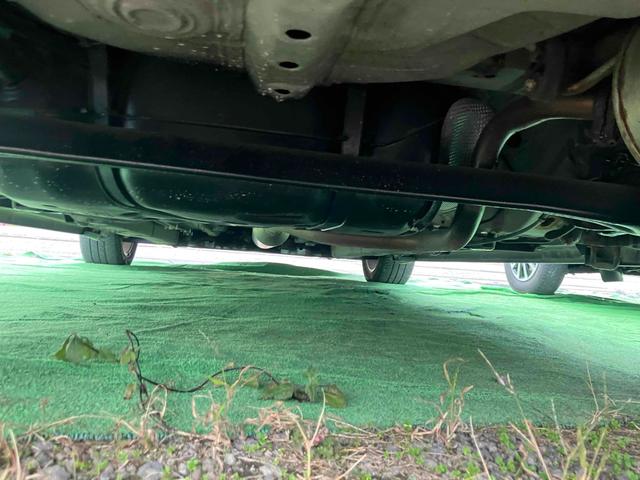 スイフト XL ETC ナビ TV アルミホイール スマートキー 電動格納ミラー CVT 盗難防止システム 衝突安全ボディ ABS CD エアコン パワーステアリング パワーウィンドウ(30枚目)