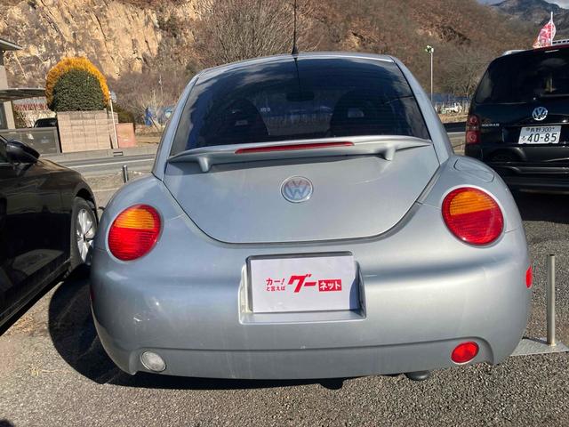 ニュービートル ベースグレード　ＥＴＣ　ＡＴ　キーレスエントリー　アルミホイール　ＣＤ　ミュージックプレイヤー接続可　エアコン（15枚目）