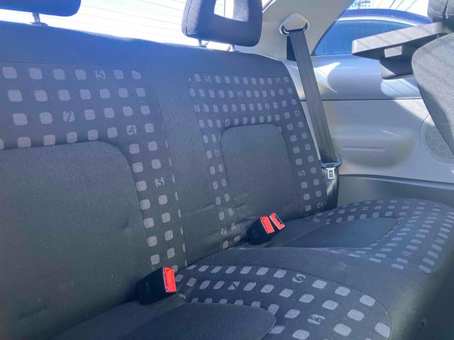 ニュービートル ベースグレード　ＥＴＣ　ＡＴ　キーレスエントリー　アルミホイール　ＣＤ　ミュージックプレイヤー接続可　エアコン（30枚目）