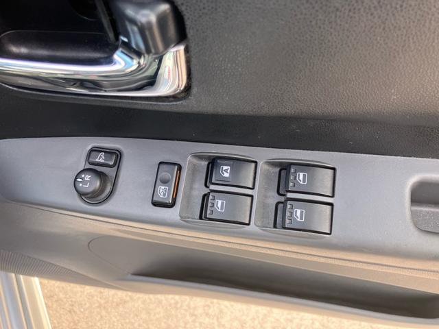 ミラカスタム RS 4WD ターボ インパネCVT アルミホイール キーレス HIDライト CDオーディオ オートエアコン パワステ パワーウインドウ ベンチシート 寒冷地仕様 エアバッグ ABS(21枚目)