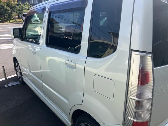 ワゴンR スティングレーT ターボ コラム4AT CD/MDオーディオ スマートキー HIDライト フォグランプ ベンチシート フルフラット パワーウインドウ エアコン エアバッグ ABS パワステ アルミホイール(14枚目)