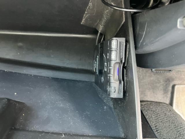 ワゴンR スティングレーT ターボ コラム4AT CD/MDオーディオ スマートキー HIDライト フォグランプ ベンチシート フルフラット パワーウインドウ エアコン エアバッグ ABS パワステ アルミホイール(31枚目)