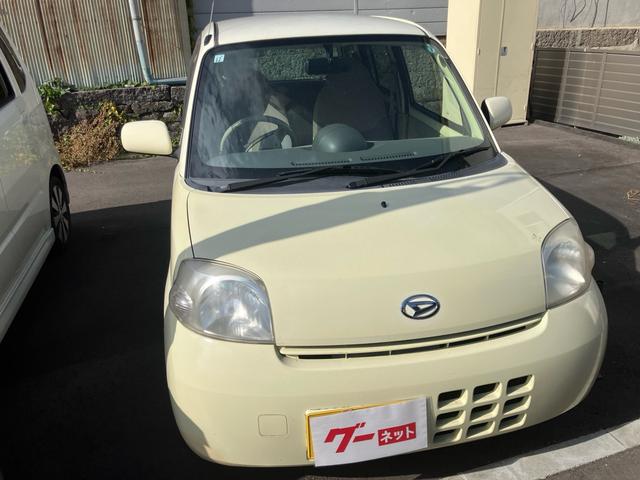 エッセ X 2WD フロア4AT CDオーディオ キーレスキー パワーウインドウ エアコン 運転席/助手席エアバッグ パワステ ドアバイザー(3枚目)