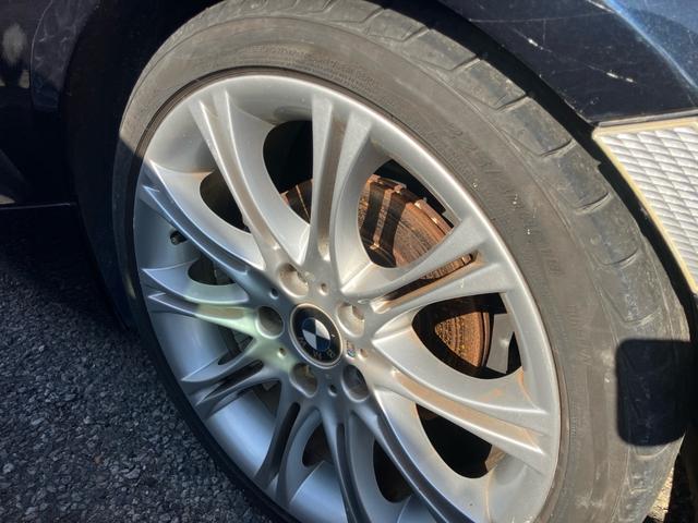 Ｚ４ ロードスター２．５ｉ　ＥＴＣ　アルミホイール　キーレス　幌　ＣＤオーディオ　フォグランプ　ＨＩＤライト　シートヒーター　横滑り防止　パワーウインドウ　エアコン　エアバッグ　ＡＢＳ　パワステ　右ハンドル（7枚目）