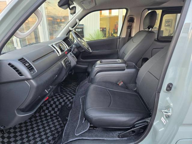 ハイエースバン 衝突被害軽減システム 両側スライドドア スマートキー CVT 100V電源 ESC エアコン パワーウィンドウ 運転席エアバッグ 助手席エアバッグ ダムド DAMD カスタム(33枚目)