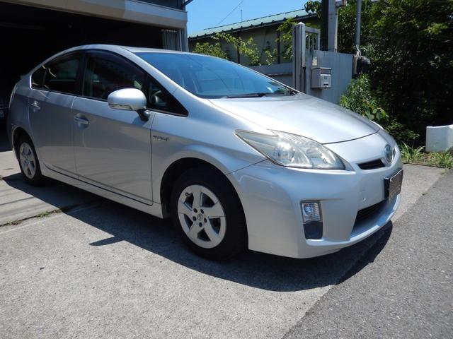 プリウス L DVDナビ Bカメラ 車検整備付(3枚目)