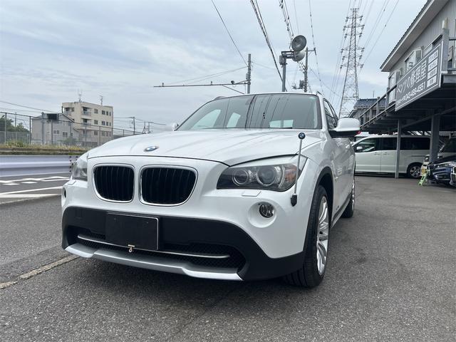 Ｘ１ ｘＤｒｉｖｅ　２０ｉ　ＨＩＤヘッドライト　ＬＥＤポジション　社外ナビゲーション　ＥＴＣ　バックカメラ　パークソナー　Ｉストップ　プッシュスタート　本革シート　シートヒーター　純正１８インチＡＷ　４ＷＤモデル　後期シフト（64枚目）