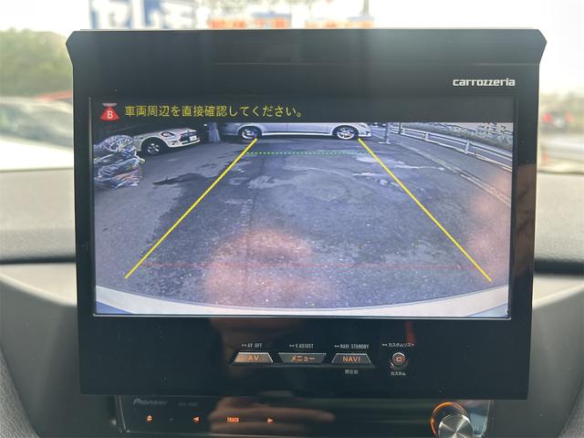 X1 sDrive 18i HIDヘッドライト 前後新品タイヤ オイル交換済み 社外ナビゲーション ETC バックカメラ ドライブレコーダー 純正17インチブラックポリッシュアルミホイール プッシュスタート 禁煙車(17枚目)