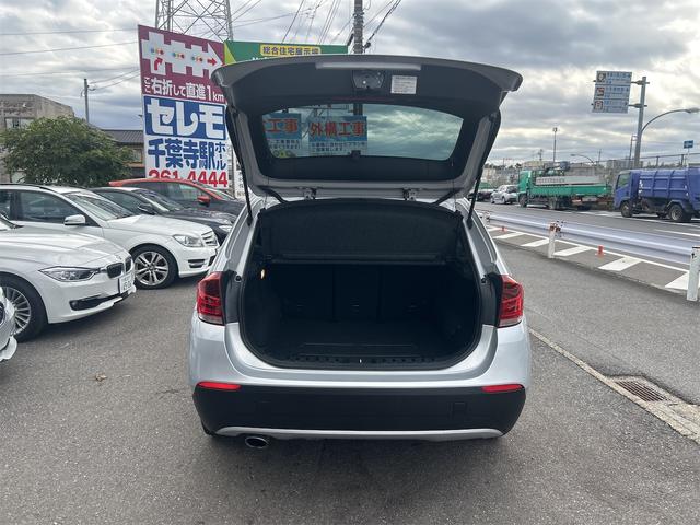 X1 sDrive 18i HIDヘッドライト 前後新品タイヤ オイル交換済み 社外ナビゲーション ETC バックカメラ ドライブレコーダー 純正17インチブラックポリッシュアルミホイール プッシュスタート 禁煙車(48枚目)