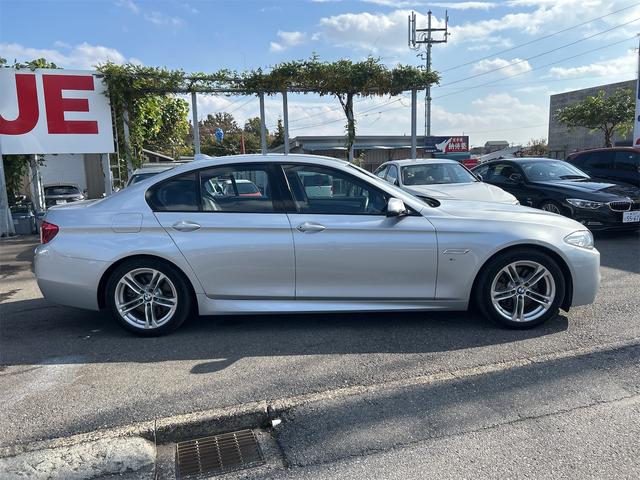 5シリーズ 523i Mスポーツ 28年式最終型 HID LEDポジション アンドロイドナビゲーション ETC バックカメラ クルーズC プッシュスタート Mスポーツ専用シート レーダー搭載車 ミシュランタイヤ スペアキー 禁煙車(8枚目)