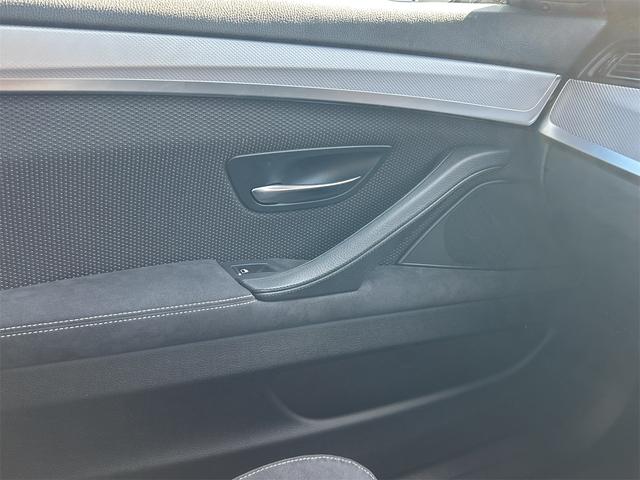 5シリーズ 523i Mスポーツ 28年式最終型 HID LEDポジション アンドロイドナビゲーション ETC バックカメラ クルーズC プッシュスタート Mスポーツ専用シート レーダー搭載車 ミシュランタイヤ スペアキー 禁煙車(33枚目)