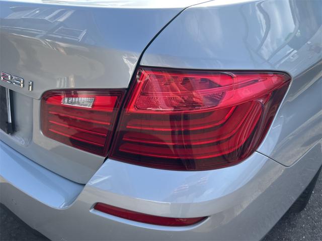 5シリーズ 523i Mスポーツ 28年式最終型 HID LEDポジション アンドロイドナビゲーション ETC バックカメラ クルーズC プッシュスタート Mスポーツ専用シート レーダー搭載車 ミシュランタイヤ スペアキー 禁煙車(55枚目)