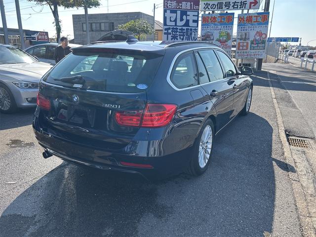 ３シリーズ ３２０ｉツーリング　ポリマーコート済み　ＨＩＤ　ＬＥＤポジション　純正ＨＤＤナビゲーション　ＥＴＣ　バックカメラ　メモリー付き本革パワーシート　シートＨ　プッシュスタート　レグノタイヤ　純正アルミ　禁煙車　スペアキーあり（7枚目）