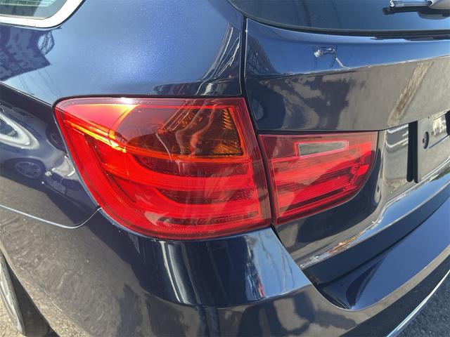 ３シリーズ ３２０ｉツーリング　ポリマーコート済み　ＨＩＤ　ＬＥＤポジション　純正ＨＤＤナビゲーション　ＥＴＣ　バックカメラ　メモリー付き本革パワーシート　シートＨ　プッシュスタート　レグノタイヤ　純正アルミ　禁煙車　スペアキーあり（53枚目）