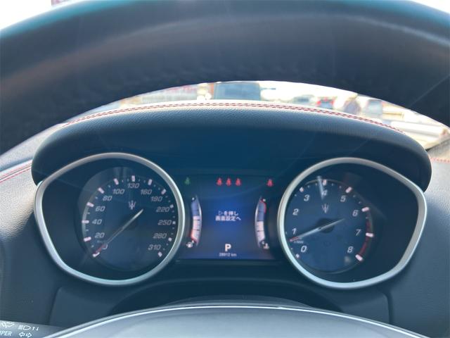 ギブリ ベースグレード　ＨＩＤ　ＬＥＤポジション　純正ナビ　ＥＴＣ　バックカメラ　Ｐソナー　パドルＳ　本革シート　シートＨ　　ＳＲ　ＷＡＬＤブラックバイソンエアロキットＦ・Ｓ・Ｒ　Ｐスタート　Ｉストップ　１９インチＡＷ（12枚目）