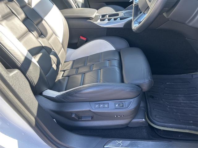 DS5 特別限定車 HID LEDポジション ナビゲーション ETC ミラー型Bカメラ Pソナー 本革シート シートH 前後電動パノラマルーフ プッシュスタート ヘッドアップディスプレイ 純正17AW 禁煙車(11枚目)