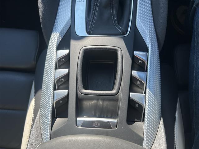 DS5 特別限定車 HID LEDポジション ナビゲーション ETC ミラー型Bカメラ Pソナー 本革シート シートH 前後電動パノラマルーフ プッシュスタート ヘッドアップディスプレイ 純正17AW 禁煙車(16枚目)