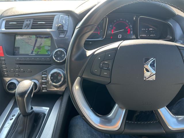 DS5 特別限定車 HID LEDポジション ナビゲーション ETC ミラー型Bカメラ Pソナー 本革シート シートH 前後電動パノラマルーフ プッシュスタート ヘッドアップディスプレイ 純正17AW 禁煙車(26枚目)