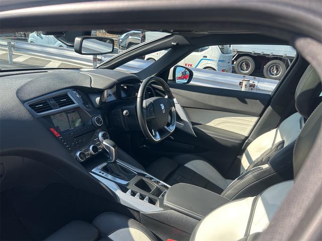 DS5 特別限定車 HID LEDポジション ナビゲーション ETC ミラー型Bカメラ Pソナー 本革シート シートH 前後電動パノラマルーフ プッシュスタート ヘッドアップディスプレイ 純正17AW 禁煙車(36枚目)