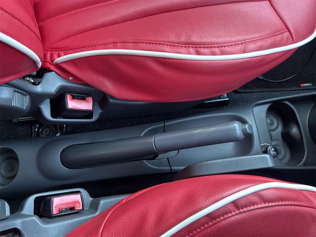 500 ツインエア ポップ CarPlayoオーディオ Bluetooth バックカメラ 純正ホイル 本革調シートカバー(12枚目)