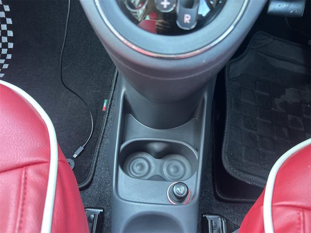 500 ツインエア ポップ CarPlayoオーディオ Bluetooth バックカメラ 純正ホイル 本革調シートカバー(13枚目)