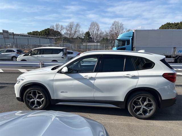 Ｘ１ ｘＤｒｉｖｅ　２５ｉ　ｘライン　ＬＥＤヘッドライト　Ｆドラレコ　純正ナビゲーション　ＥＴＣ　Ｂカメラ　クリアランスソナー　本革シート　シートヒーター　クルーズコントロール　Ｐスタート　アイドリングＳ　４ＷＤモデル　スペア有（4枚目）