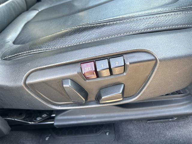 Ｘ１ ｘＤｒｉｖｅ　２５ｉ　ｘライン　ＬＥＤヘッドライト　Ｆドラレコ　純正ナビゲーション　ＥＴＣ　Ｂカメラ　クリアランスソナー　本革シート　シートヒーター　クルーズコントロール　Ｐスタート　アイドリングＳ　４ＷＤモデル　スペア有（12枚目）