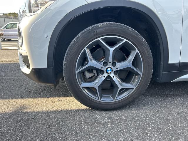 Ｘ１ ｘＤｒｉｖｅ　２５ｉ　ｘライン　ＬＥＤヘッドライト　Ｆドラレコ　純正ナビゲーション　ＥＴＣ　Ｂカメラ　クリアランスソナー　本革シート　シートヒーター　クルーズコントロール　Ｐスタート　アイドリングＳ　４ＷＤモデル　スペア有（54枚目）