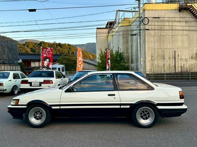 カローラレビン GT ハイテックツートン外装補修済/フロント車高調/リアローダウンサス&社外ショック/調整式ラテラル/5ZIGENマフラー/CUSUCOタワーバー/NARDI36.5φ/フォートラン14アルミ/純正バイザー(7枚目)