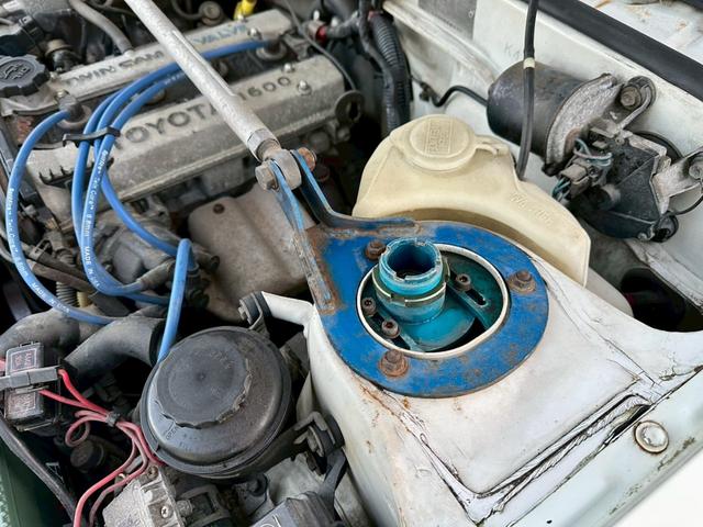 カローラレビン GT ハイテックツートン外装補修済/フロント車高調/リアローダウンサス&社外ショック/調整式ラテラル/5ZIGENマフラー/CUSUCOタワーバー/NARDI36.5φ/フォートラン14アルミ/純正バイザー(14枚目)