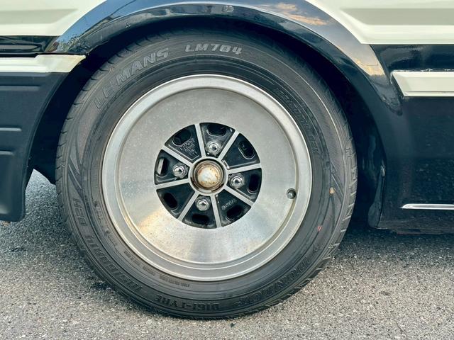 カローラレビン GT ハイテックツートン外装補修済/フロント車高調/リアローダウンサス&社外ショック/調整式ラテラル/5ZIGENマフラー/CUSUCOタワーバー/NARDI36.5φ/フォートラン14アルミ/純正バイザー(16枚目)