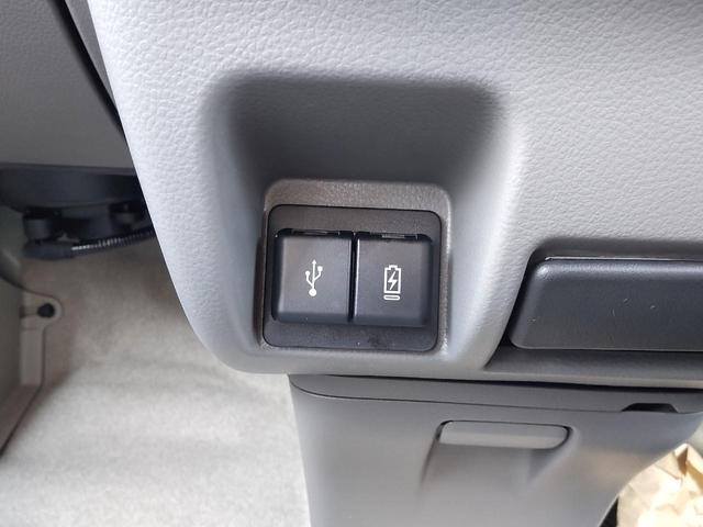 エブリイ ジョインターボ　アップサス取付車／オフロードホイール／ブロックタイヤ＆ホワイトレター／ターボ車／ＯＰ９型ディスプレイオーディオ／バックカメラ／コーナーセンサー／フォグランプ／バイザー／届け出済み未使用車／ＬＥＤライト（18枚目）
