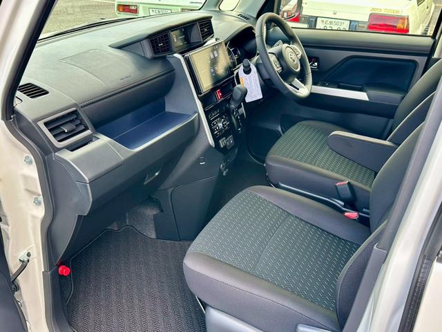 ルーミー カスタムG-T パノラミックビューモニター/9インチディスプレイ/ステアリングスイッチ/運転席・助手席シートヒーター/シートバックテーブル/運転席シート上下アジャスター/ウォークスルー/格納式リヤドアサンシェード(26枚目)