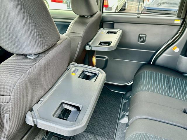 ルーミー カスタムG-T パノラミックビューモニター/9インチディスプレイ/ステアリングスイッチ/運転席・助手席シートヒーター/シートバックテーブル/運転席シート上下アジャスター/ウォークスルー/格納式リヤドアサンシェード(31枚目)