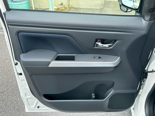 ルーミー カスタムG-T パノラミックビューモニター/9インチディスプレイ/ステアリングスイッチ/運転席・助手席シートヒーター/シートバックテーブル/運転席シート上下アジャスター/ウォークスルー/格納式リヤドアサンシェード(46枚目)