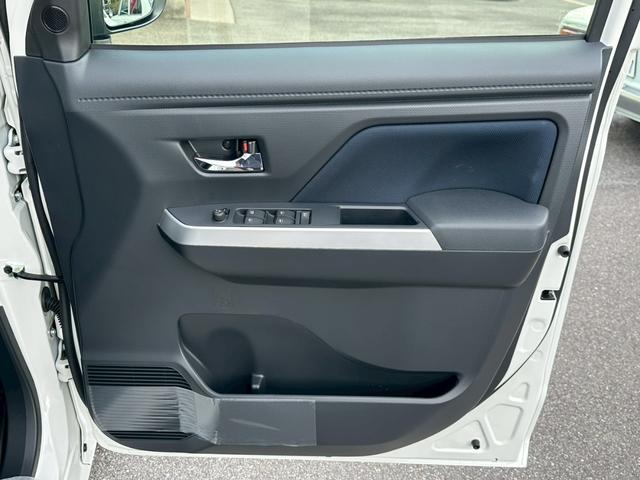 ルーミー カスタムG-T パノラミックビューモニター/9インチディスプレイ/ステアリングスイッチ/運転席・助手席シートヒーター/シートバックテーブル/運転席シート上下アジャスター/ウォークスルー/格納式リヤドアサンシェード(49枚目)