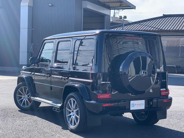 Ｇ６３　Ｇ　ｍａｎｕｆａｋｔｕｒプログラム　ＡＭＧナイトＰＫＧ　インテリアプラスＰＫＧ　走行５００ｋｍ　令和４年９月登録車　ＭＢ純正ドラレコ　ディーラーコーティング施工証明書　取説　保証書　スペアキー(6枚目)