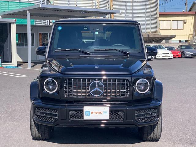 Ｇ６３　Ｇ　ｍａｎｕｆａｋｔｕｒプログラム　ＡＭＧナイトＰＫＧ　インテリアプラスＰＫＧ　走行５００ｋｍ　令和４年９月登録車　ＭＢ純正ドラレコ　ディーラーコーティング施工証明書　取説　保証書　スペアキー(7枚目)