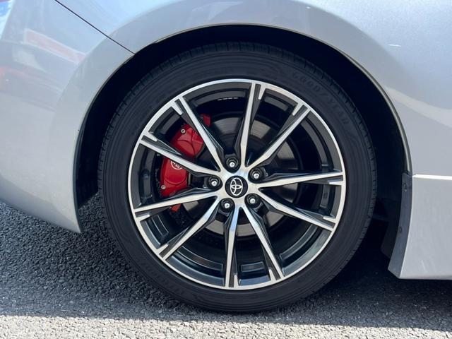 GT 後期型 TRDエアロ 柿本マフラー RS-Rダウンサス 純正ナビ 地デジ ETC バックカメラ LEDヘッドライト クルーズコントロール 純正17AW(13枚目)