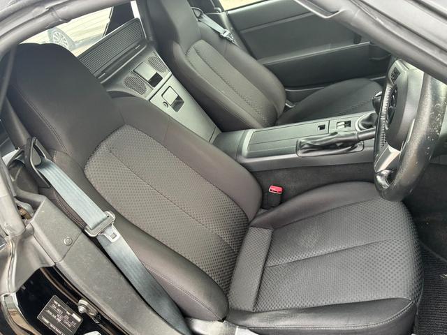 ロードスター ＲＳ　６速マニュアル　キーレス　ＨＩＤ　純正アルミホイール　純正ナビ　ＤＶＤ・ＣＤ　キーレス　パワーステアリング　パワーウィンドウ　ＡＢＳ　ＥＴＣ（34枚目）