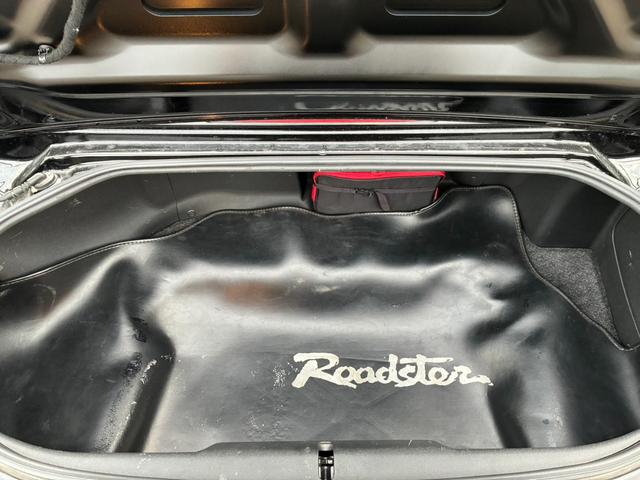 ロードスター ＲＳ　６速マニュアル　キーレス　ＨＩＤ　純正アルミホイール　純正ナビ　ＤＶＤ・ＣＤ　キーレス　パワーステアリング　パワーウィンドウ　ＡＢＳ　ＥＴＣ（43枚目）