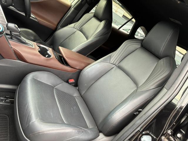 ハリアーハイブリッド Ｚ　レザーパッケージ　本革シート　ＪＢＬサウンドシステム　トヨタセーフティセンス　シートベンチレーション　パワーバックドア　ステアリングヒーター　デジタルインナーミラー　純正１９インチアルミホイール　ＥＴＣ２．０（26枚目）