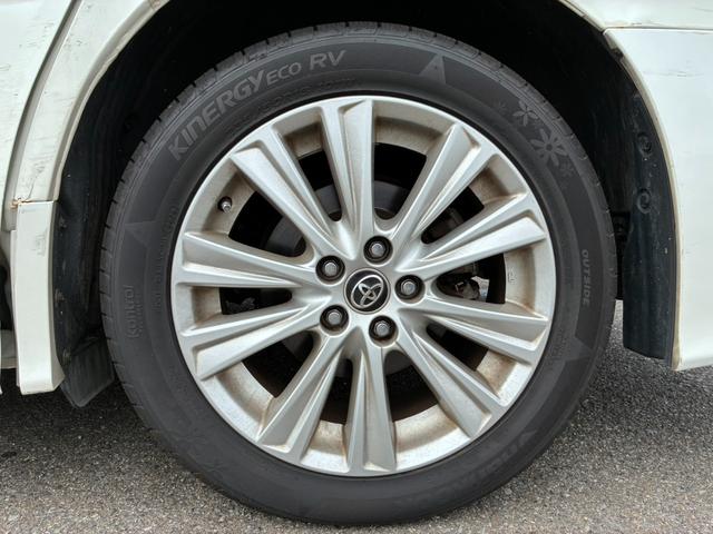 ヴェルファイア ２．５Ｚ　両側パワースライドドア　純正９インチナビ　バックガイドモニター　純正アルミホイール１８インチ　クリアランスソナー　ＬＥＤヘッドライト　オートライト　フルセグ　ドライブレコーダー　オートエアコン　ＥＴＣ（20枚目）
