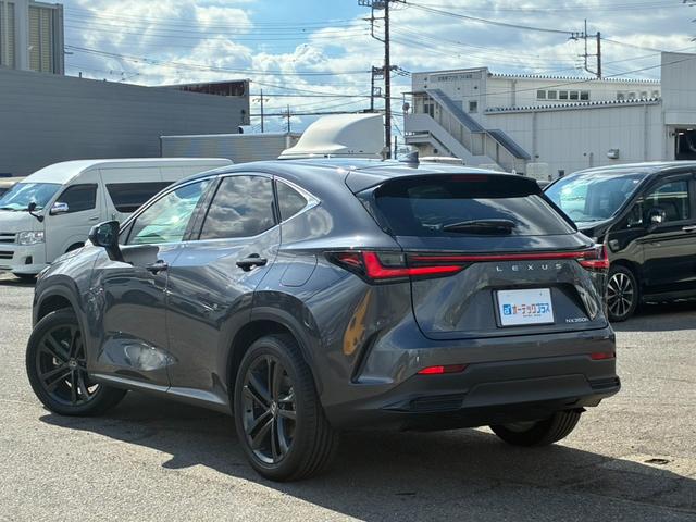 ＮＸ ＮＸ３５０ｈ　バージョンＬ　本革シート　プリクラッシュセーフティ　純正ナビ　全周囲カメラ　フルセグ　シートヒーター・ベンチレーター　パワーバックドア　オートマチックハイビーム　パワーシート　２０インチアルミホイール　ＥＴＣ２．０（6枚目）