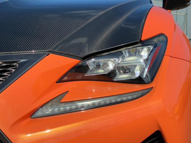 ＲＣ Ｆ カーボンエクステリアパッケージ　ＬＥＸＯＮエアロ　アクティブリアウィング　Ｐｒｏｄｒｉｖｅ１９インチアルミホイール　本革シート　３眼ＬＥＤヘッドライト　クルーズコントロール　オートライト　パワーシート　シートヒーター・エアコン（18枚目）